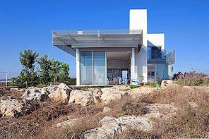 可持续的现代建筑俯瞰以色列的地中海