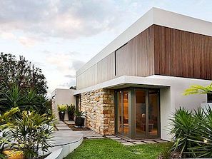 可持续发展的现代住宅，拥有悉尼内部的精致内饰