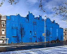 Het blauwe gebouw in Rotterdam