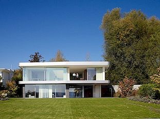 G12-huset ger modern arkitektur till idyllisk Überlingen