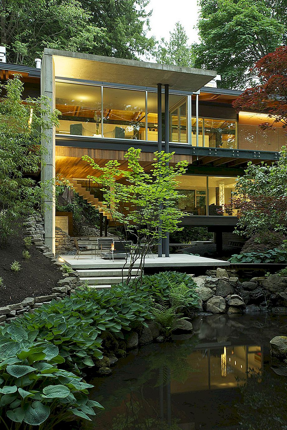 The Perfect Balanced Home: Southlands Residence Omgiven av Lush Vegetation i Vancouver