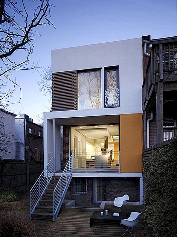 The Rincon Bates House, a Maze of Contemporary Living