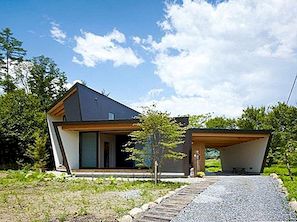 O design simples, suave e elegante de uma casa de férias no Japão