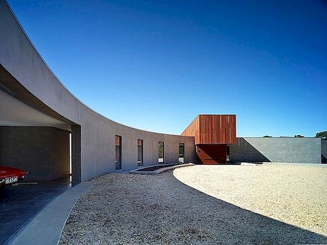 Jedinečně budovaný udržitelný dům v Ballarat, Austrálie architekturou Rachcoff Vella
