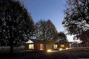 Vuss Municipal Campground Restauratie door Julien Boidot architect