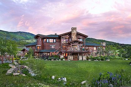 Gastvrije Ranch-Style Residence in Colorado met een perfect uitzicht op de bergen