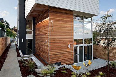 木头，Windows星在现代西雅图家庭与湖景