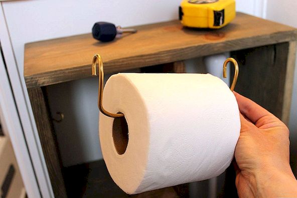 DIY eenvoudige messing toiletrolhouder