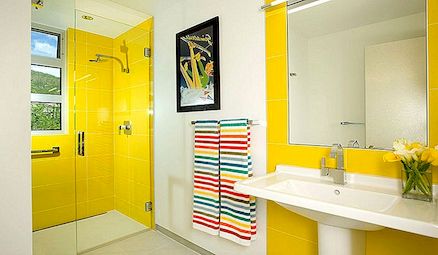 Vette kleuren in de badkamer gebruiken - wanneer en hoe het te doen