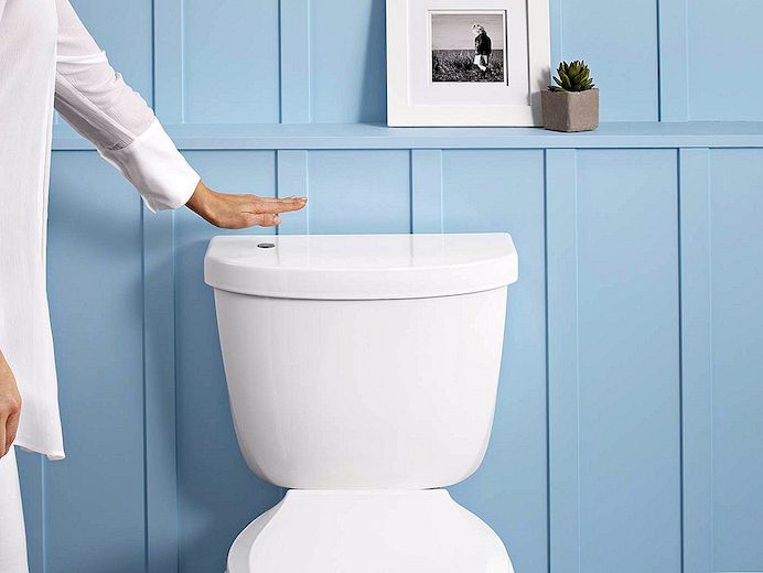 Wave to Flush: Touchless Toilet Kit voor verhoogde badkamerhygiëne [Video]
