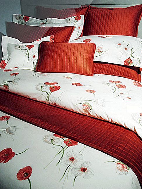 ผ้าปูที่นอนสีแดงของ Poppies โดย Revelle