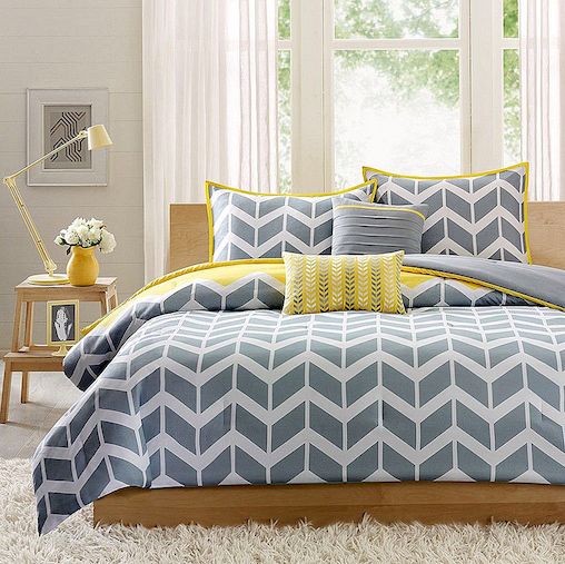 Žuta i siva posteljina koja će vašu spavaću sobu pop