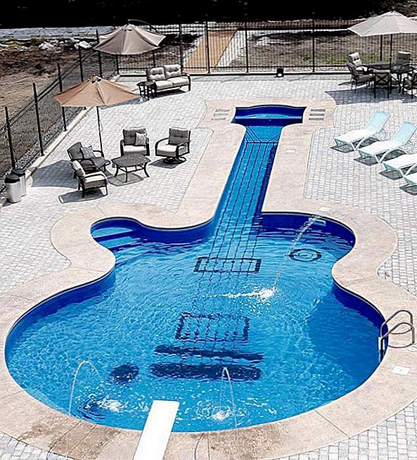 Verleidelijk zwembad geïnspireerd op Les Paul met gitaar