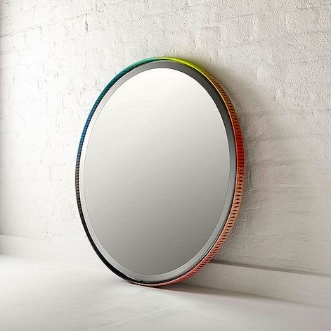 Färgglada handflätade spegelramar för konstnärliga moderna dekorationssystem