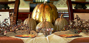 Hur man välkomnar gästerna i ditt hem med höstens centerpieces