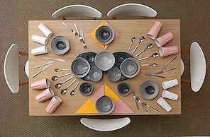 IKEA Kitchen Table-kunst van Carl Kleiner en Evelina Bratell
