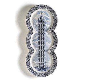 Innovativ Delftware In A Long Plate Collection av Maxime Ansiau