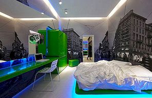 Milanskim četverokrevetnim hotelskim hotelima s balkonom dizajn s jakim svjetlom