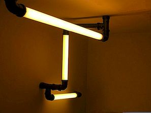 极简主义原子照明管为扭曲的当代室内设计