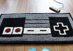 来自WTCrafts的柔软而梦幻的复古NES Nintendo控制器地毯