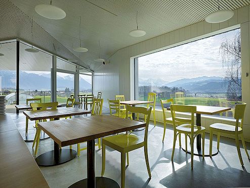 Quan điểm ngoạn mục xác định định hướng của nhà hàng Alpenblick ở Thụy Sĩ