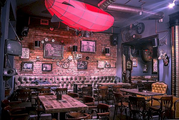 Steampunk Joben Bistro Pub inspirovaná falešnými příběhy Julesa Verne