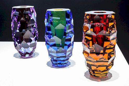 Moderne producten gemaakt van geblazen glas houden de oude techniek levend