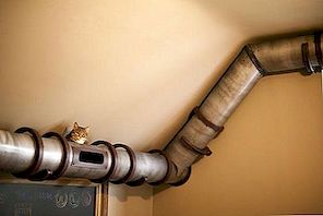 Steampunk-navdihnjen predor za mačke, ki želijo združiti zasebnost z zabavo igranja skrivalnice