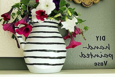 DIY Ručně malovaná květinová váza - rychlý a snadný projekt