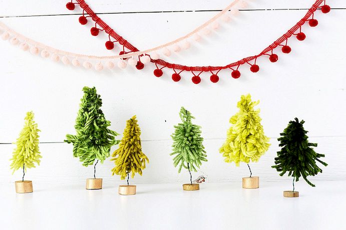 DIY Mini příze vánoční stromky