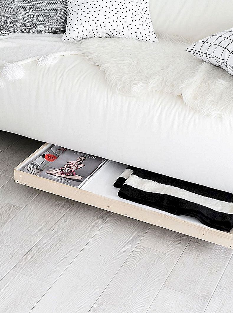 DIY pod sofą do przechowywania na kółkach
