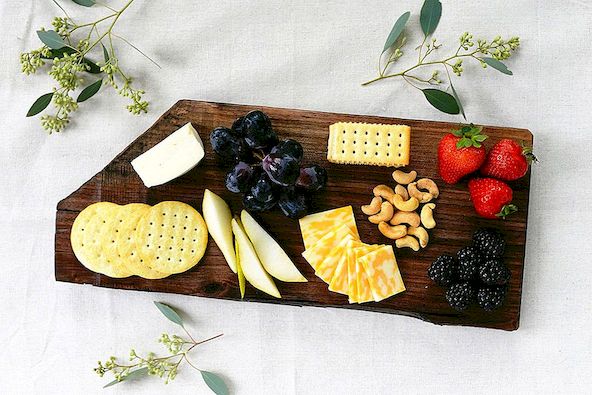 DIY dřevěný sýr rady k krásně zobrazit předkrmy