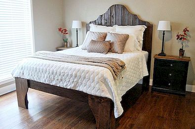 Hoe een vintage hoofdeinde voor uw charmante slaapkamer te bouwen
