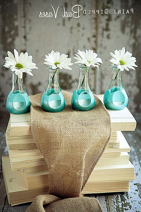 Lovely DIY Turquoise Paint tuvās Bud Vases