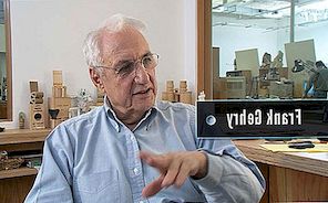 10 Εμπνευσμένα μαθήματα από τον "σημαντικότερο αρχιτέκτονα της εποχής μας": Frank Gehry