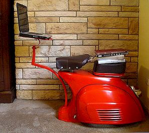 1968 Vespa Scooter förvandlades till funktionell arbetsstation