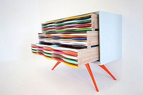 Kleurrijk meubilair door Anthony Hartley