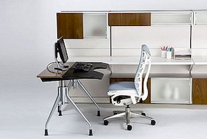 Elegant verstelbaar bureau van Herman Miller