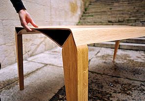 Elegantní, jednoduchý a funkční design: Tabulka překližky "Triomphe"