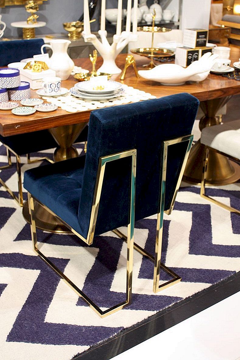Mooie meubeldesigns geaard door glamoureuze gouden bases