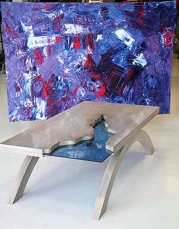 The Grand Canyon Table van Amit Apel Design