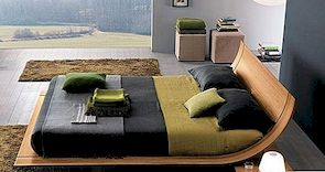 Το μοντέρνο κρεβάτι πλατφόρμας Aqua 2 του Presotto