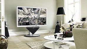 Enorme 3D-plasma-tv voor uw woonkamer