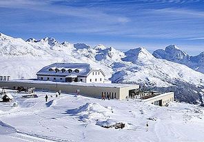 Romantik Hotel Muottas Muragl i schweiziska Alperna