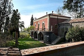Dinh thự Monaci delle Terre Nere thân mật