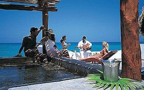 Den lyxiga och romantiska Marona Resort och Spa för smekmånad