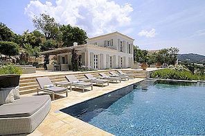 Spektakularna kuća Atolikos u Krfu