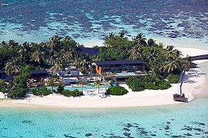 Odličen Coco Privé Resort na Maldivih