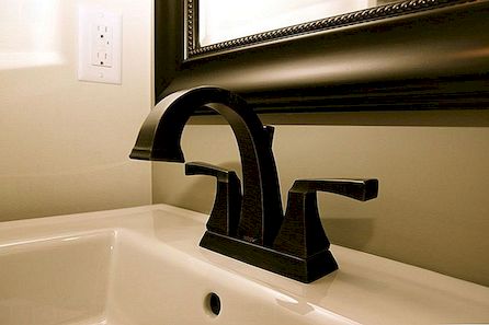 Làm thế nào để chọn đồ đạc hệ thống ống nước phòng tắm?