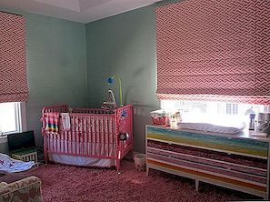 Kako odabrati pravu krevetić i promijeniti tablicu za moju bebu?